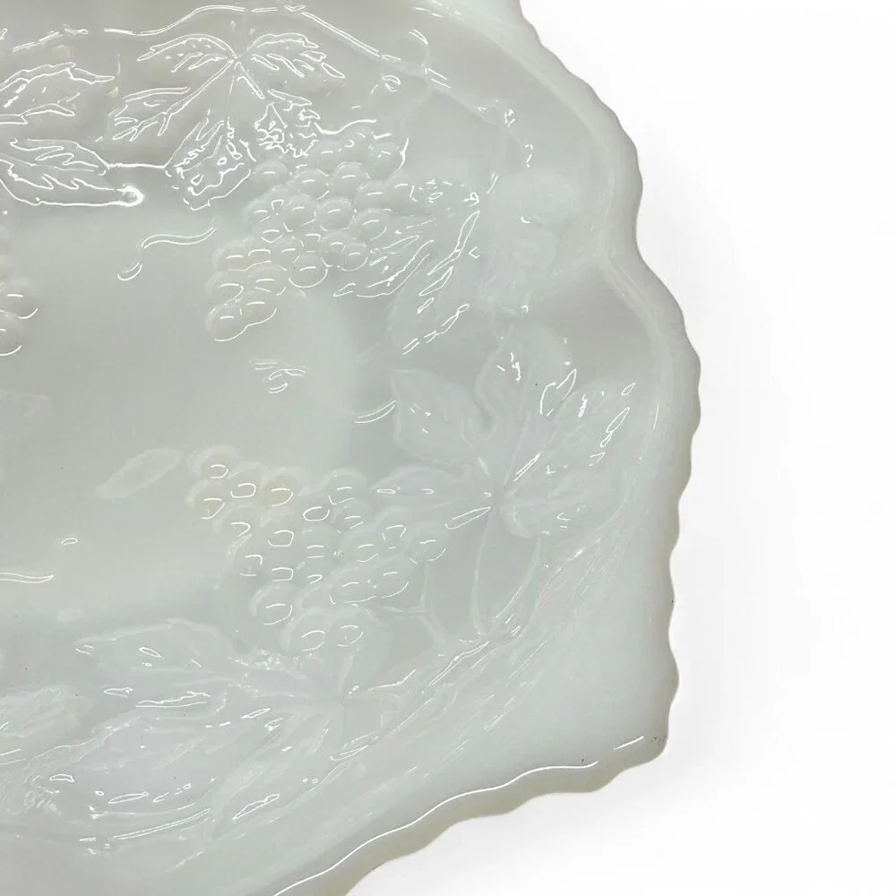 Indiana Glass Harvest Grape Milk Glass Plate 10 Inch